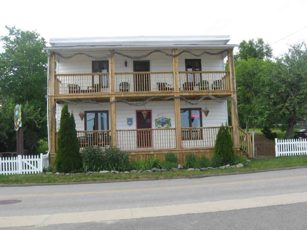 Gite Au Vieux Pommier 타두삭 외부 사진